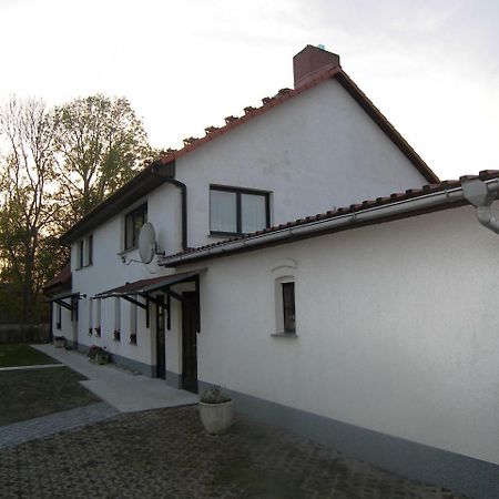 Ferienwohnung Im Haus Lutow Exterior photo